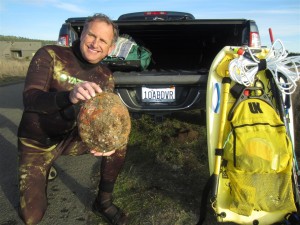 Roger Rude with a 10.05 Abalone by Jack Likins (Large)